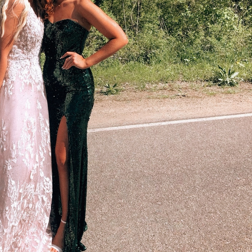 Event Dress - Picture 6 of 6